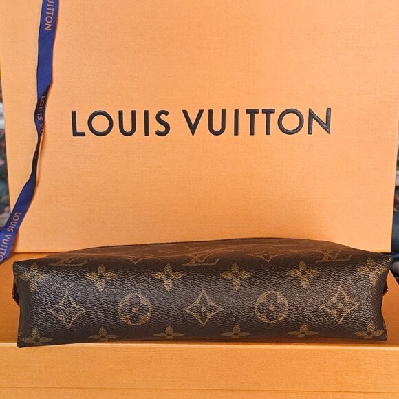 BRAND NEW AUTHENTIC LOUIS VUITTON Pochette Cosmetic GM M47353 Monogram Pouch - Picture 4 of 5